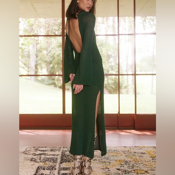 Seven Wonders Open Back Bell Sleeves Midi Dress, Emerald Green, NWT -  www.rajagirimanappuram.com